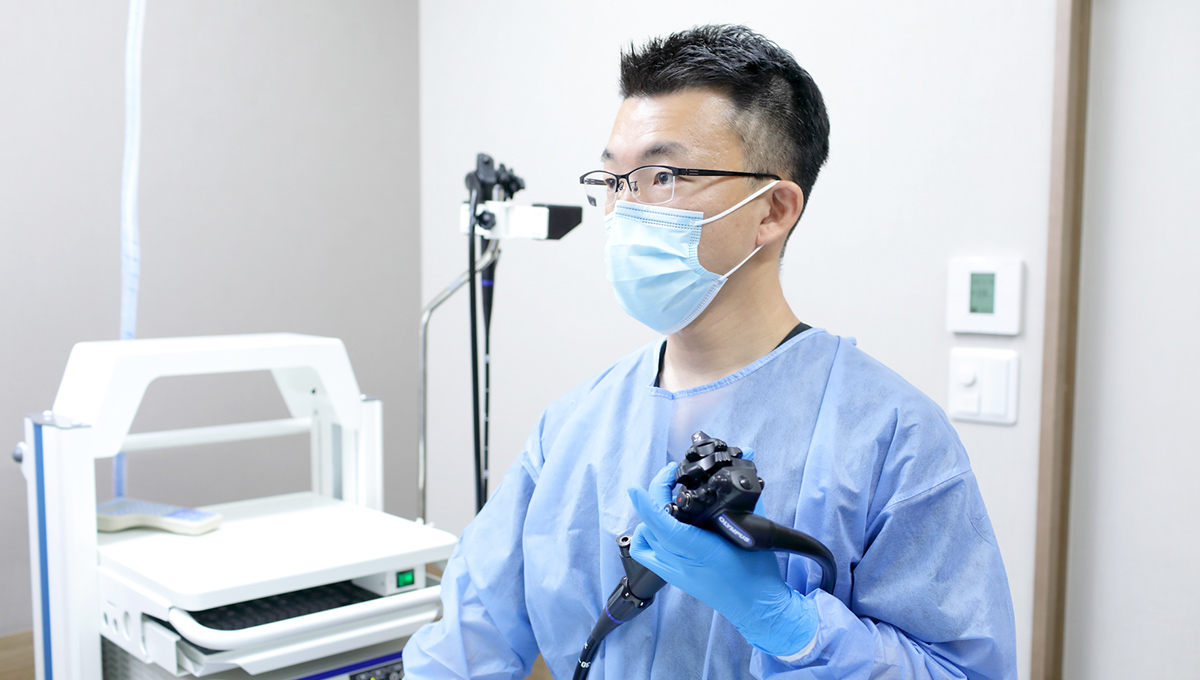 医師が必要と判断した場合は、胃カメラ・大腸カメラ検査を行います。当院は、充実した施設で土曜も検査を実施します。ご不明な点等お気軽にご相談ください。